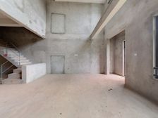 璧山新区府旁边 古道湾公园旁 联排端户 花园180平