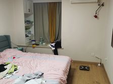 西堤阳光3室2厅2卫南朝向119.0万元/套出售