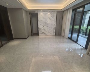 :中交雅郡 小区中庭 房东诚售 看房方便