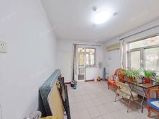 西城六铺炕 新上优质三居 满五年公房 紧邻西师 业主急售