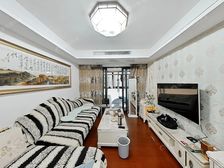 叠翠峰三房两卫边户中间楼层装修好