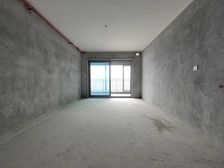 江北区 江北嘴公园里 四房 260万