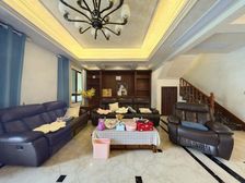 璧山御府新区 秀湖公园旁 豪装叠上端户 带大露台 拎包入住