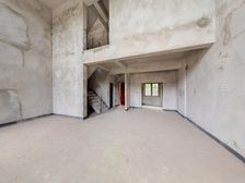 璧山御府新区 秀湖公园旁 叠上端户 带大露台 临中庭水系