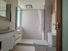 全屋实木地板,出门口,绿化60%,自带公园,带产权车位