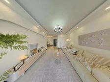 五里店 曼哈顿精装修两房 中间楼层随时看房 拎包入住