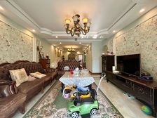 南岸区 骏逸江岸 三房 138万