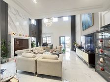 巴南区 蓝光十里蓝山 精装联排别墅