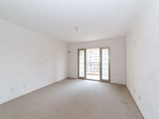 地0铁口 大润发旁 银河湾星苑5室毛坯 中间楼层 南北通透