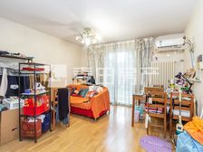 正南水上华城1室1厅精装修