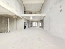 璧南河畔顶跃,每层层高3.5米,随便怎么装,