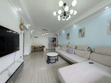 巴滨路的精装三房,大融城加持,交通便利,环境优美