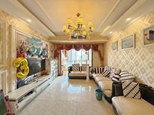 南岸区 东原翡翠明珠 三房 99万