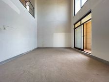 华侨城云澜 头排 端户 带地下室 看江 私密性极好 业主急售