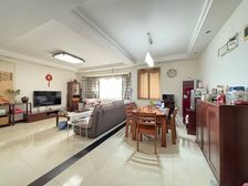 南岸区 融侨花漫庭 四房 175万