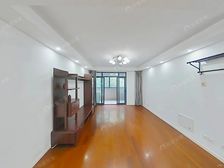带产权车位。位置安静,保养好免装修。诚售