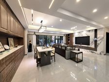 100平花园 底跃 拉菲公馆 四房 168万