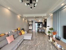 精装瞰江三房双卫 朝南看中庭 视野开阔无遮挡