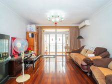 南北通两房厅朝南朝西 三阳台 诚意出售 看房随时 性价比高