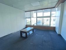 出租写字楼,电梯260平方,创业摇篮,莫把握良机