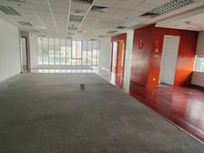 钓鱼台地铁口 银都大厦整层950平 精装 视野好 可分租