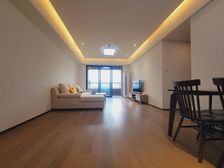 渝中区 万科翡翠天麓 三房本周必卖