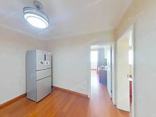 三林-准电梯房,原始三房,产权清晰,简装空关,位置佳,诚心售