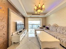 双轻轨商圈住家精装修3房朝东南中庭隔大门口近