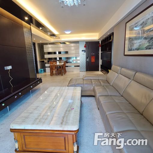 雅居乐富春山居 3 房 132 方