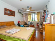 业主急售(五轨相交,出行便利)户型正气,采光无遮挡,价格好谈