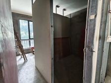 秀山湖壹号3房南毛坯真实好房