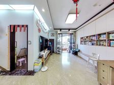 天翔花园 中介费0.69% 原价829万 现底价7字头