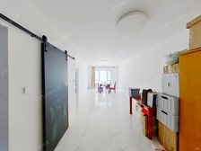 翡翠公园·南向一居室,电梯入户,近山姆