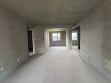 北斗星城雅园一期 毛坯 三室两卫 赠车位 老证过户费用低