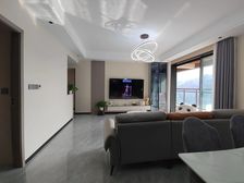 巴南区 装修花了近40万 精装四房