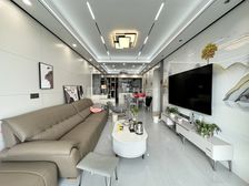 送车位!业主自装康桥星辉里精装四房 保养新拎包入住 看房方便