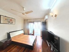 新上边套两房 南北通 电梯中区 不靠高架位置安静 近3.47