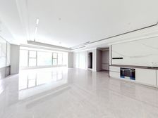 崂山壹号院 精装未住 不临路 采光足 有钥匙