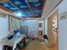 标杆小区 双南双阳台 户型方正 中间楼层 采光好 诚意出售!