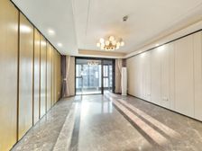 这个楼座只有9层,我在8楼等你来看房,四叶草方正户型