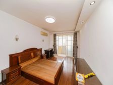 新上大两房 全明户型 位置安静不靠路