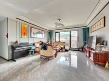 鲁商御园 精装短住,有两个南向阳台,带车位 视野开阔 无遮挡