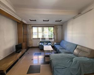 江滨家园所有房间、阳台、客厅都是南北朝向南北通透,很凉爽,很方正很大,值得推荐! 雍景湾柳园路壹号旁
