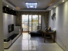 深圳10号线 精装三房 交通便利 低于市场价 随时看房