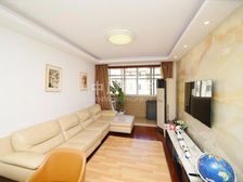 主卧朝南,南北通户型,小区中心位置,采光充足,高