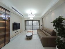 0中介费买彩云湖轻奢风大三房