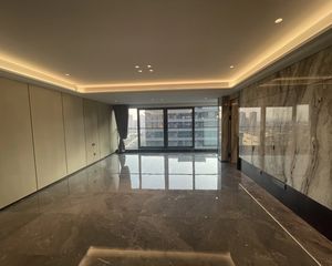 明湖懿秋东园912幢4室2厅3卫南北朝向1000.0万元/套出售
