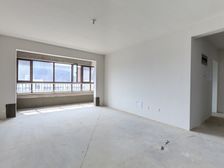 人民医院近 上广文和樱园 电梯房 4室2卫 南北通透138