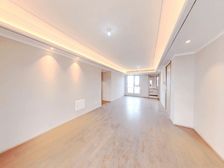 诚心出售,价格可谈,楼层好,全新未入住!