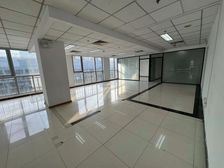 上地 金隅嘉华大厦300平正南朝向 精装修 落地飘窗 诚意卖